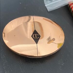 Charlotte Tilbury  Airbrush Flawless Finish Powder - Tan 3